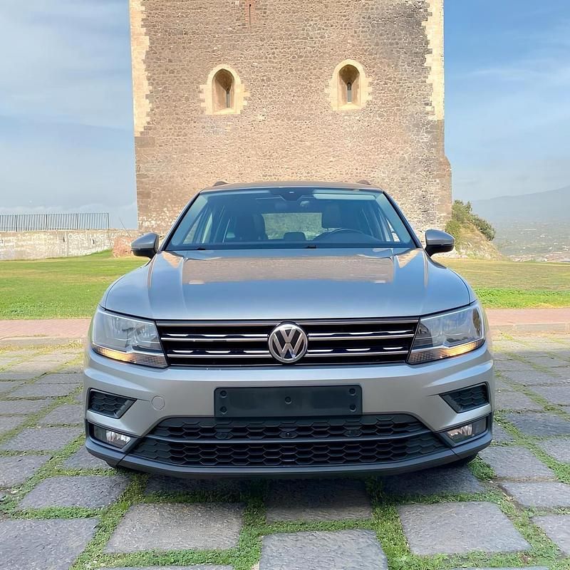 Usata VW Tiguan Comfortline 150 CV (110 kW) 2018 Grigio SUV