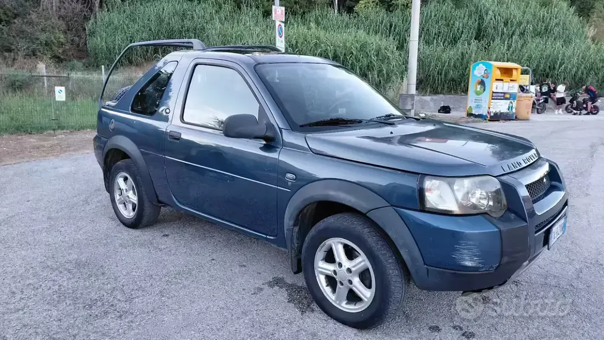 Usata Land Rover Freelander S 109 CV (80 kW) 2005 Bluazzurro SUV