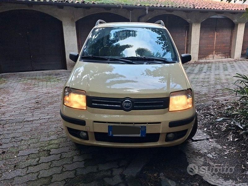Usata Fiat Panda 2006 Giallo Utilitaria