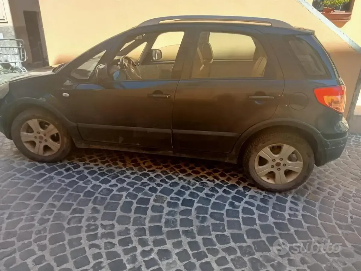 Usata Fiat Sedici 120 CV (88 kW) 2008 SUV