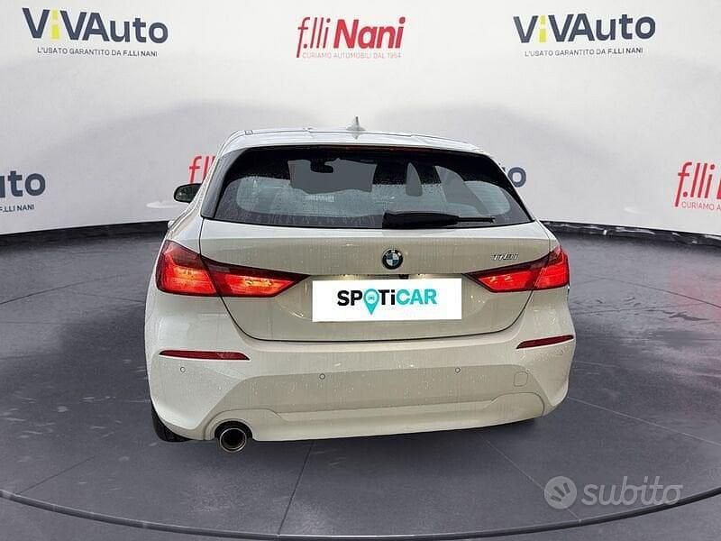 Usata BMW 118 Advantage 140 CV (102 kW) 2020 Bianco Utilitaria