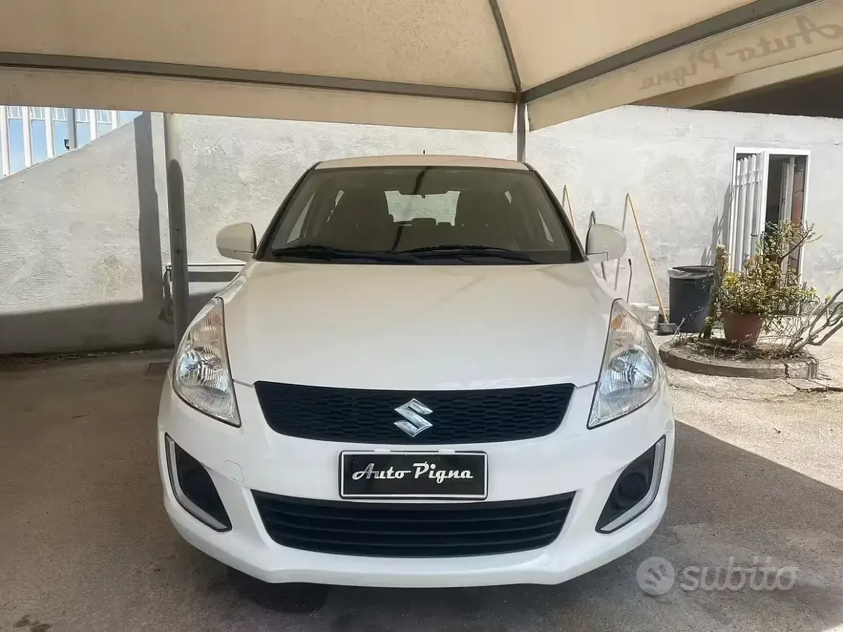 Usata Suzuki Swift 94 CV (69 kW) 2014 Bianco Utilitaria