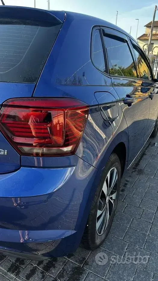 Usata VW Polo Highline 90 CV (66 kW) 2018 Bluazzurro Utilitaria