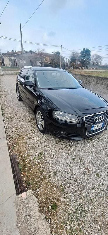 Usata Audi A3 140 CV (102 kW) 2010 Nero Utilitaria