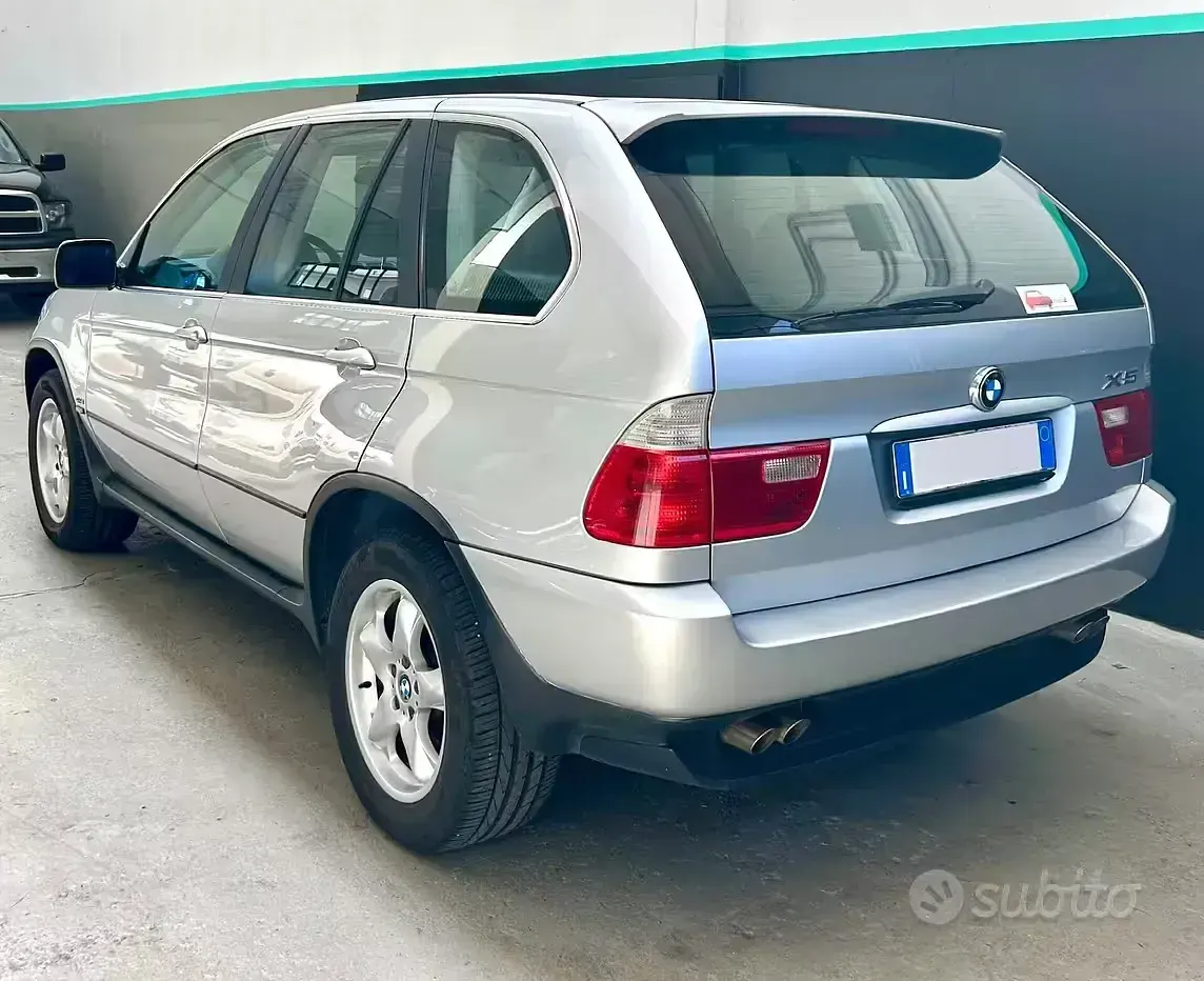 Usata BMW X5 Comfort Edition 286 CV (210 kW) 2001 Grigio SUV