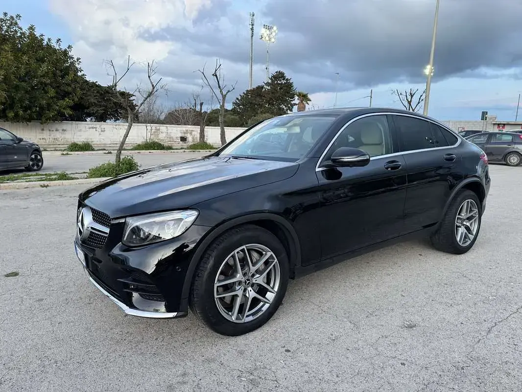 Usata Mercedes GLC220 Premium 170 CV (125 kW) 2018 Nero SUV