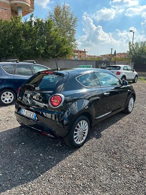 Usata Alfa Romeo MiTo 70 CV (51 kW) 2015 Utilitaria