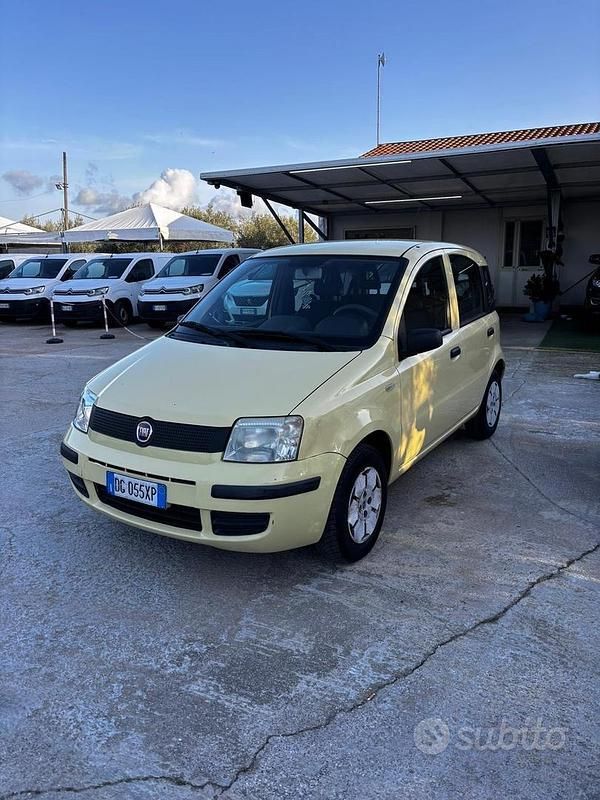 Usata Fiat Panda Active 54 CV (39 kW) 2007 Giallo Utilitaria