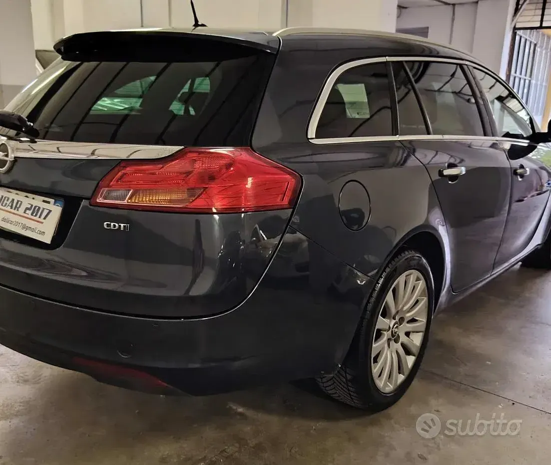Occasion Opel Insignia Cosmo 160 ch (117 kW) 2011 Bleue Break