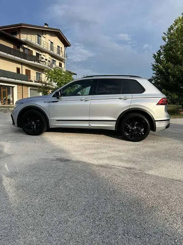 Usata VW Tiguan R-line 150 CV (110 kW) 2021 SUV