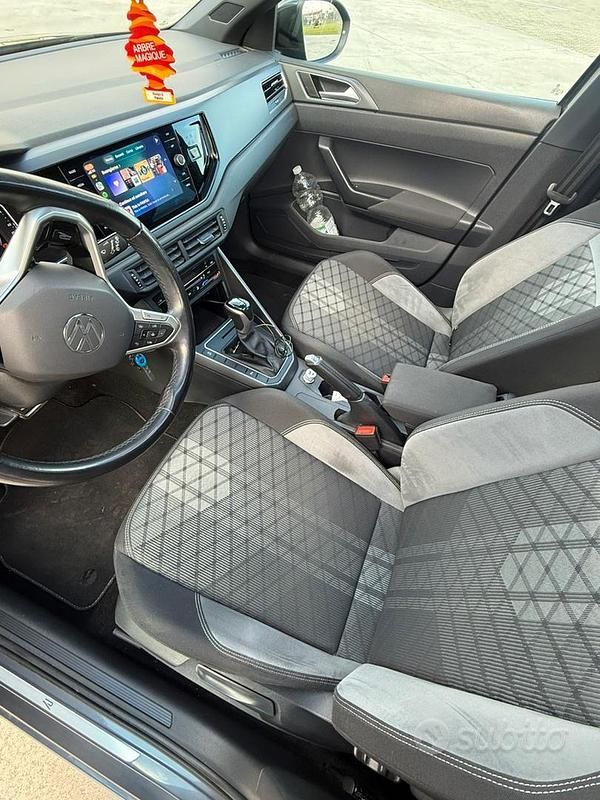 Usata VW Taigo R-line 110 CV (80 kW) 2022 Grigio SUV