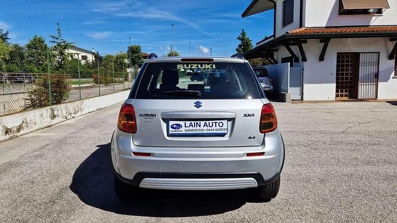Usata Suzuki SX4 107 CV (78 kW) 2009 Argento SUV