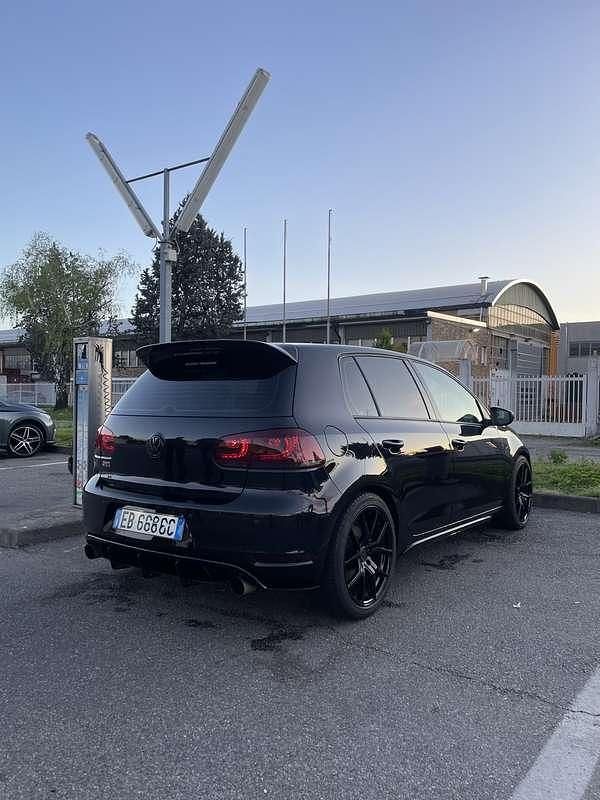 Usata VW Golf VI GTI 211 CV (155 kW) 2010 Utilitaria
