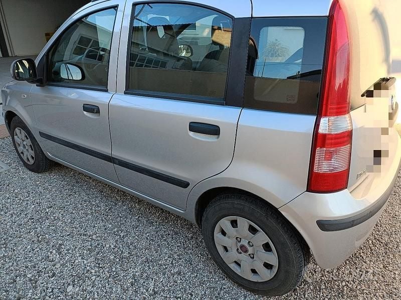 Usata Fiat Panda Dynamic 69 CV (50 kW) 2010 Grigio Utilitaria