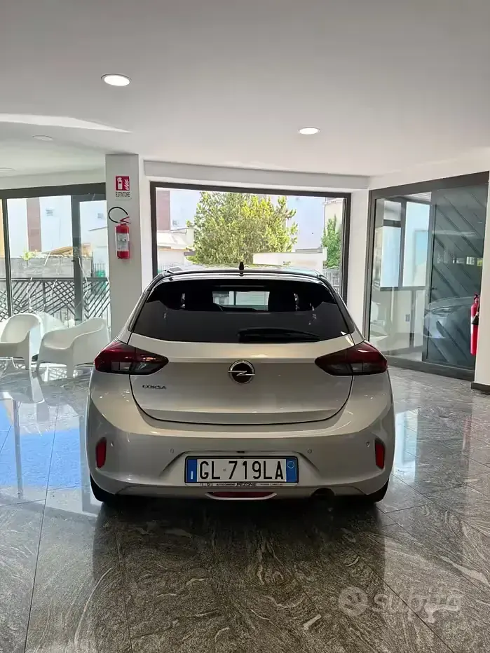 Usata Opel Corsa Edition 75 CV (55 kW) 2022 Grigio Utilitaria