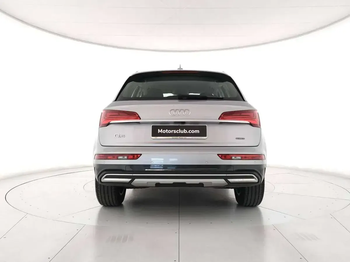 Usata Audi Q5 Advanced 204 CV (150 kW) 2023 Argento SUV