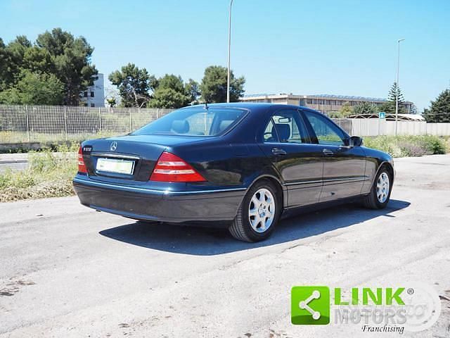 Usata Mercedes S320 224 CV (164 kW) 2000 Blu Berlina