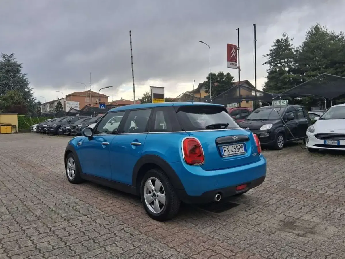 Usata Mini Cooper 136 CV (100 kW) 2019 Azzurro Utilitaria
