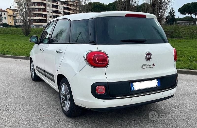 Usata Fiat 500L Living 105 CV (77 kW) 2014 Bianco Monovolume