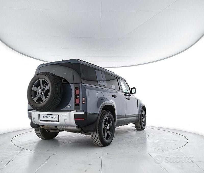 Usata Land Rover Defender Dynamic 200 CV (147 kW) 2021 Blu SUV