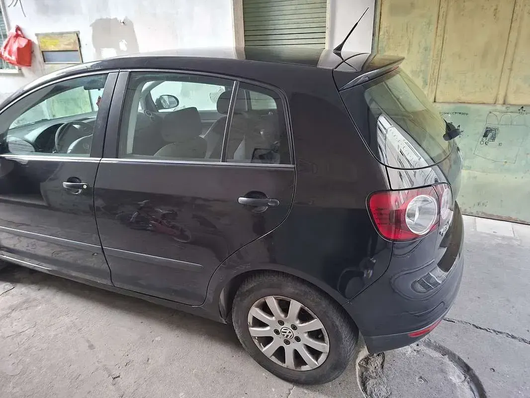 Usata VW Golf Plus Cross Comfortline 102 CV (75 kW) 2006 Monovolume