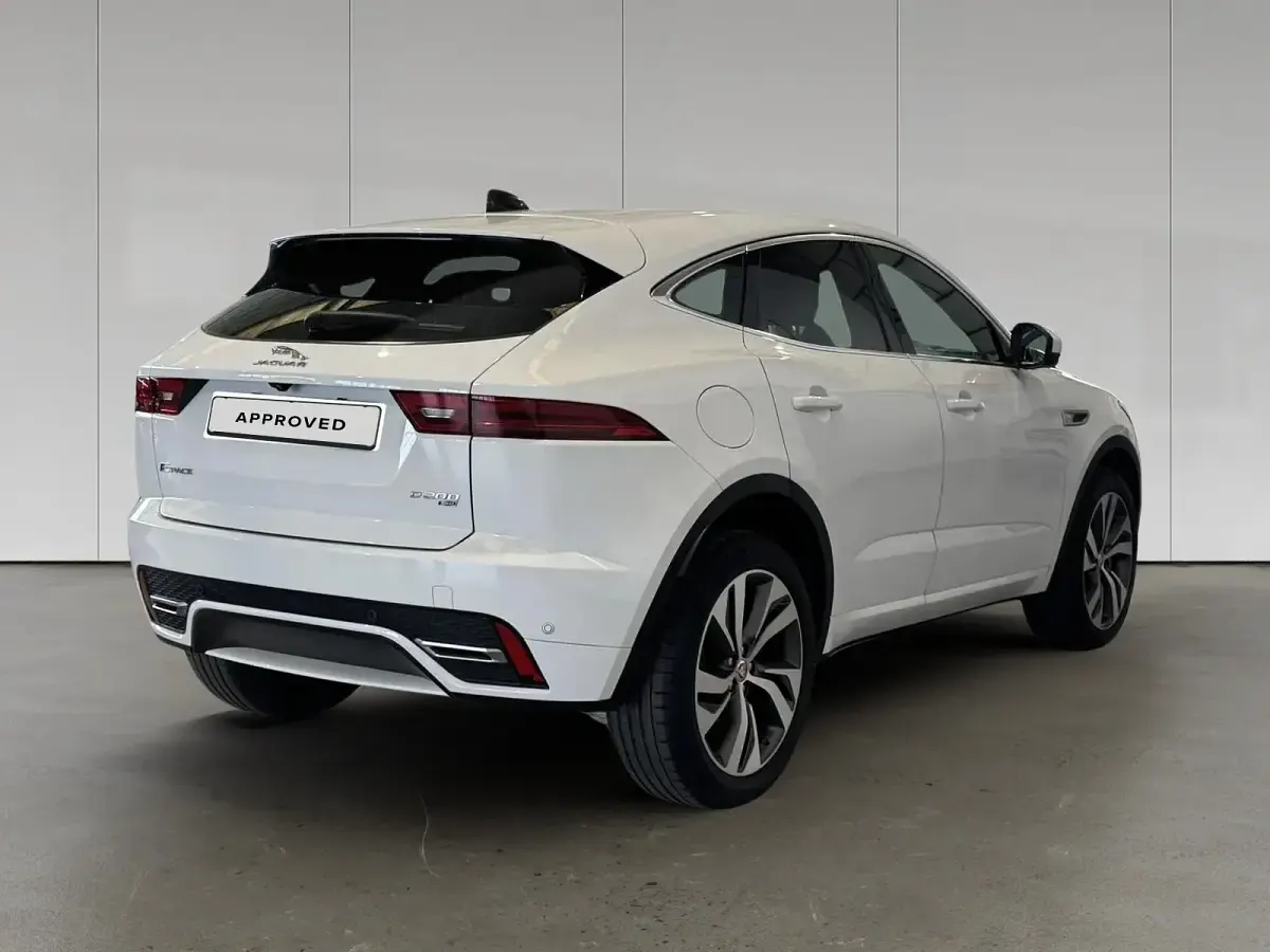 Usata Jaguar E-Pace R-Dynamic 204 CV (150 kW) 2021 Bianco SUV