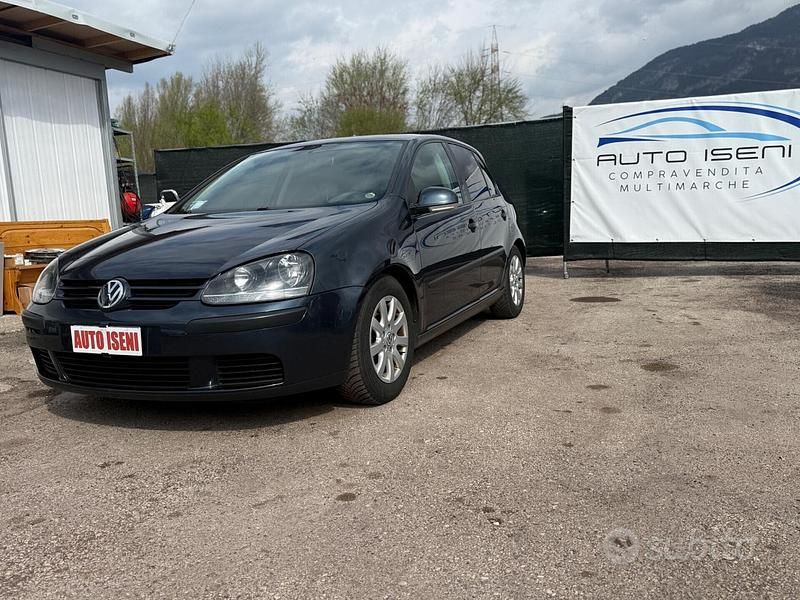 Usata VW Golf IV Trendline 104 CV (76 kW) 2006 Blu Berlina