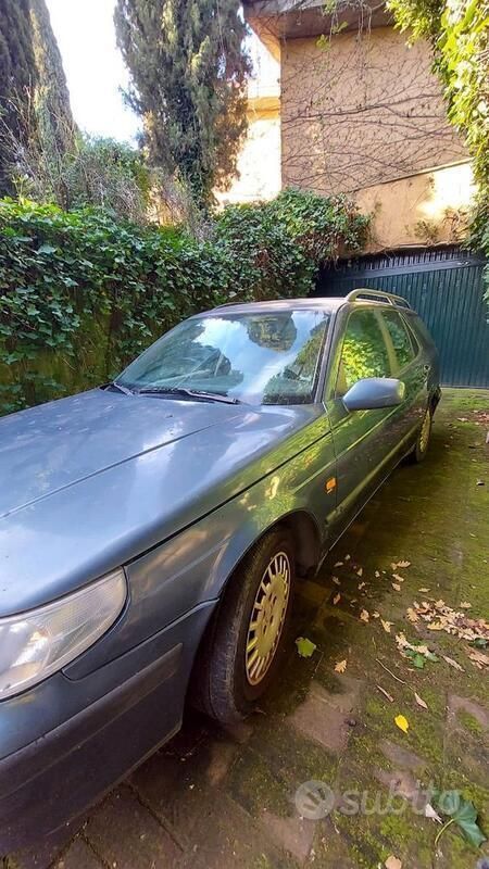 Usata Saab 9-5 150 CV (110 kW) 2000 Blu Station wagon