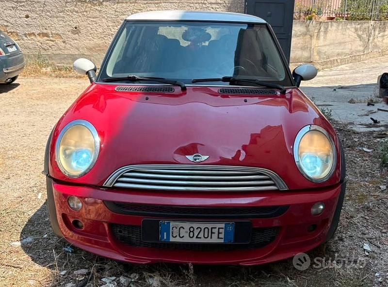 Usata Mini Cooper 2002 Rosso Utilitaria