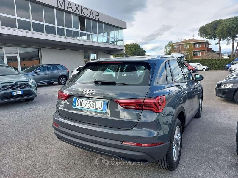 Usata Audi Q3 Business 150 CV (110 kW) 2024 Grigio SUV