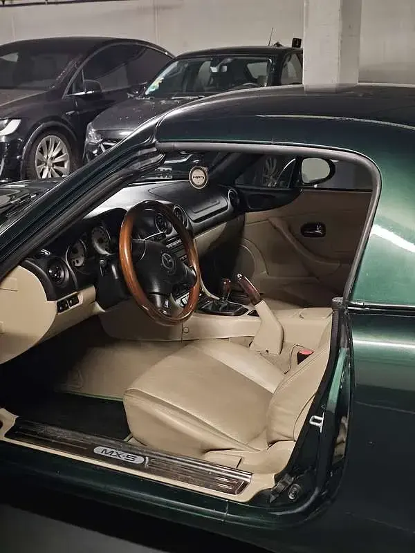 Usata Mazda MX5 146 CV (107 kW) 2003 Verde Cabrio