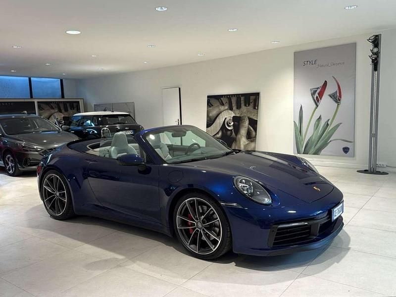 Usata Porsche 911 Carrera 4S Cabriolet 450 CV (330 kW) 2021 Blu/azzurro Cabrio