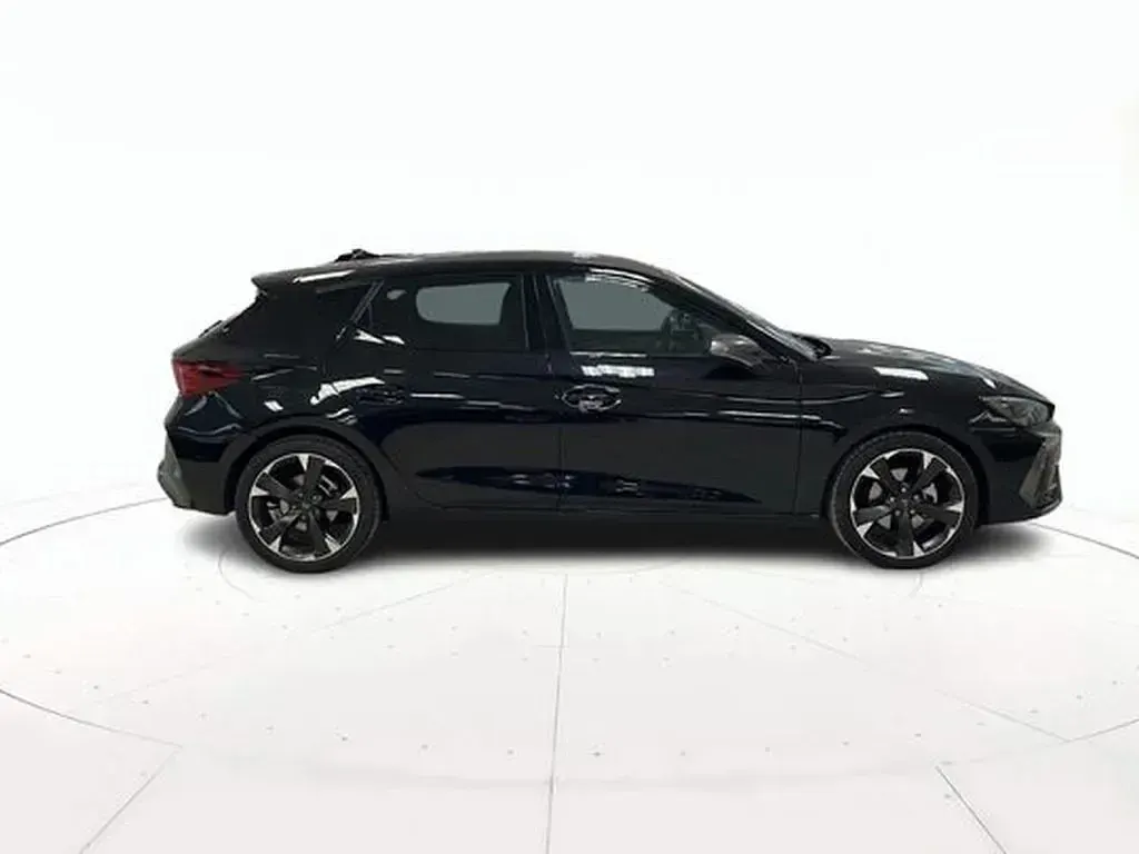 Usata Cupra Leon 150 CV (110 kW) 2025 Nero / pastello