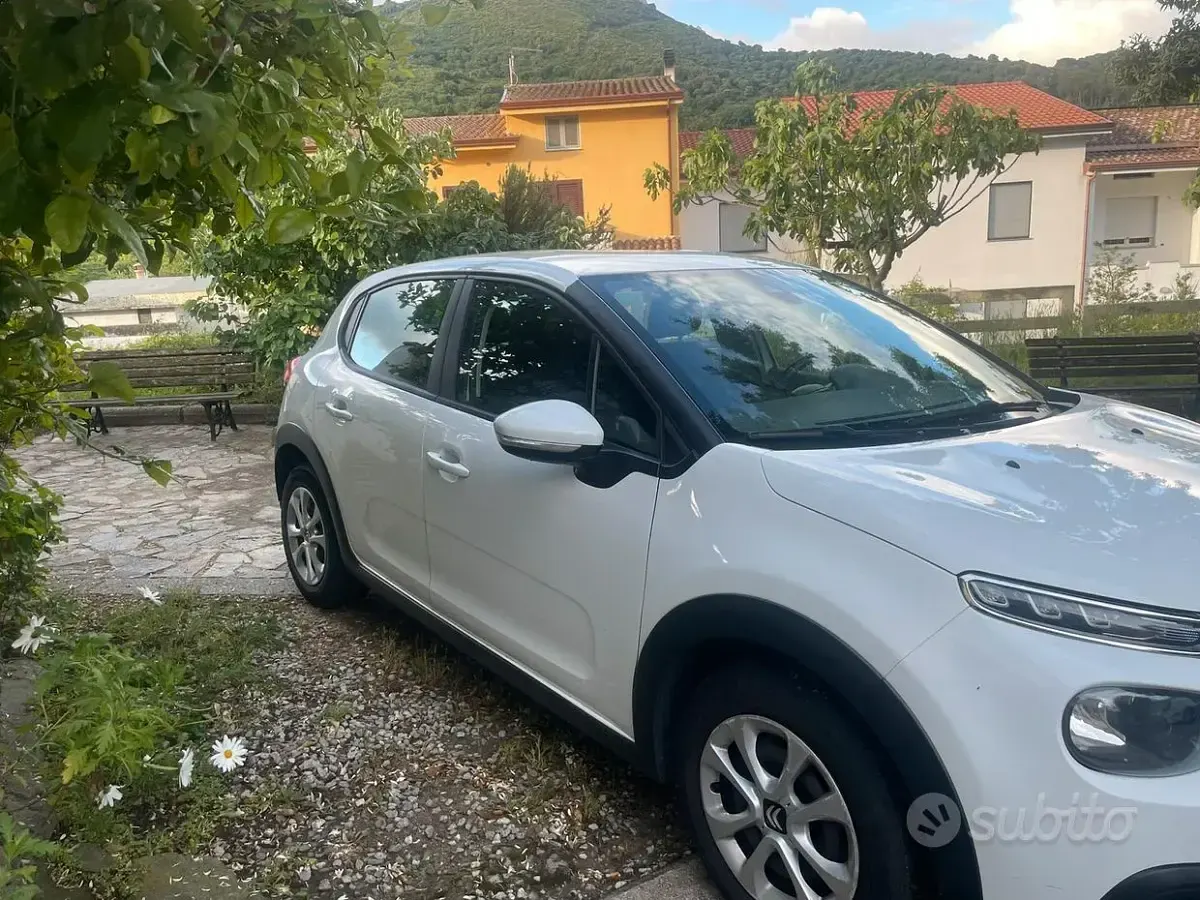 Usata Citroën C3 102 CV (75 kW) 2019 Bianco Utilitaria