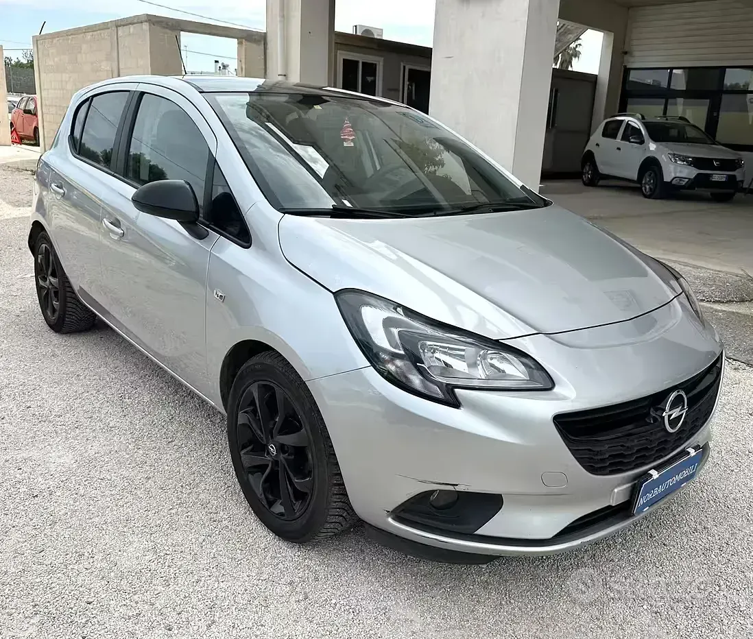Usata Opel Corsa Edition 90 CV (66 kW) 2019 Grigio Utilitaria