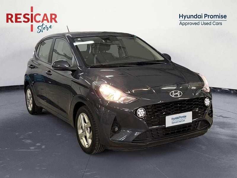 Usata Hyundai i10 67 CV (49 kW) 2023 Aurora gray Utilitaria