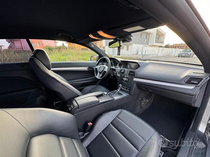 Gebraucht Mercedes E250 204 PS (150 kW) 2012 Grau Coupé