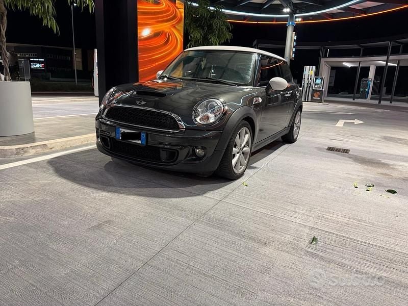 Verde Usata 2011 Mini Cooper S Cabriolet Cabrio | 17.000 € - Immagine 1/4