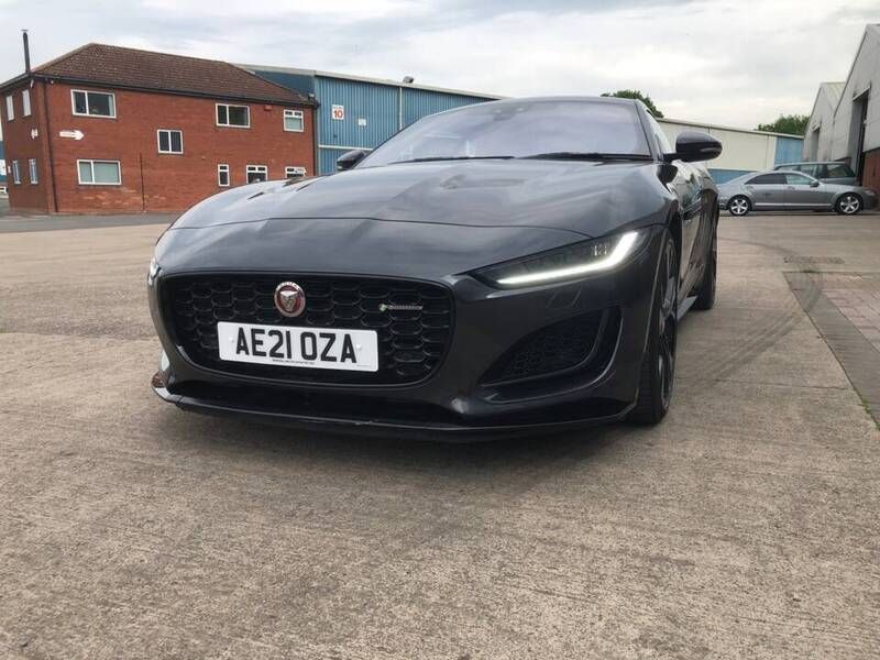 Grigio Usata 2021 Jaguar F-Type R-Dynamic Coupé | 40.987 € (Super prezzo) - Immagine 1/4