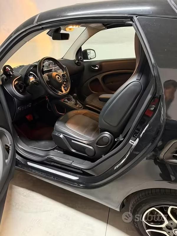 Usata Smart ForTwo Cabrio 2017 Nero Cabrio