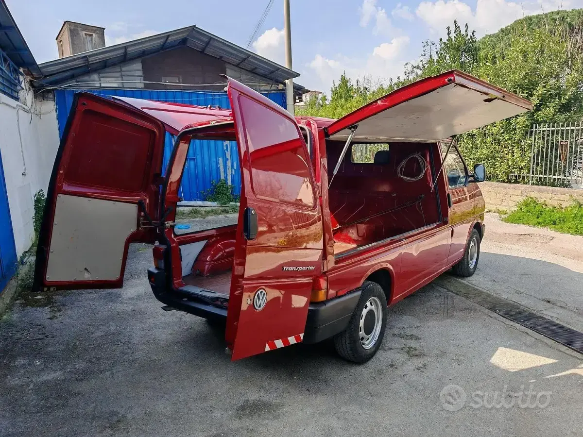 Usata VW T4 1990 Rosso Furgone