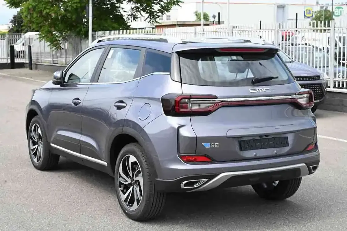 Nuova EMC SEI 147 CV (108 kW) 2026 Grigio SUV