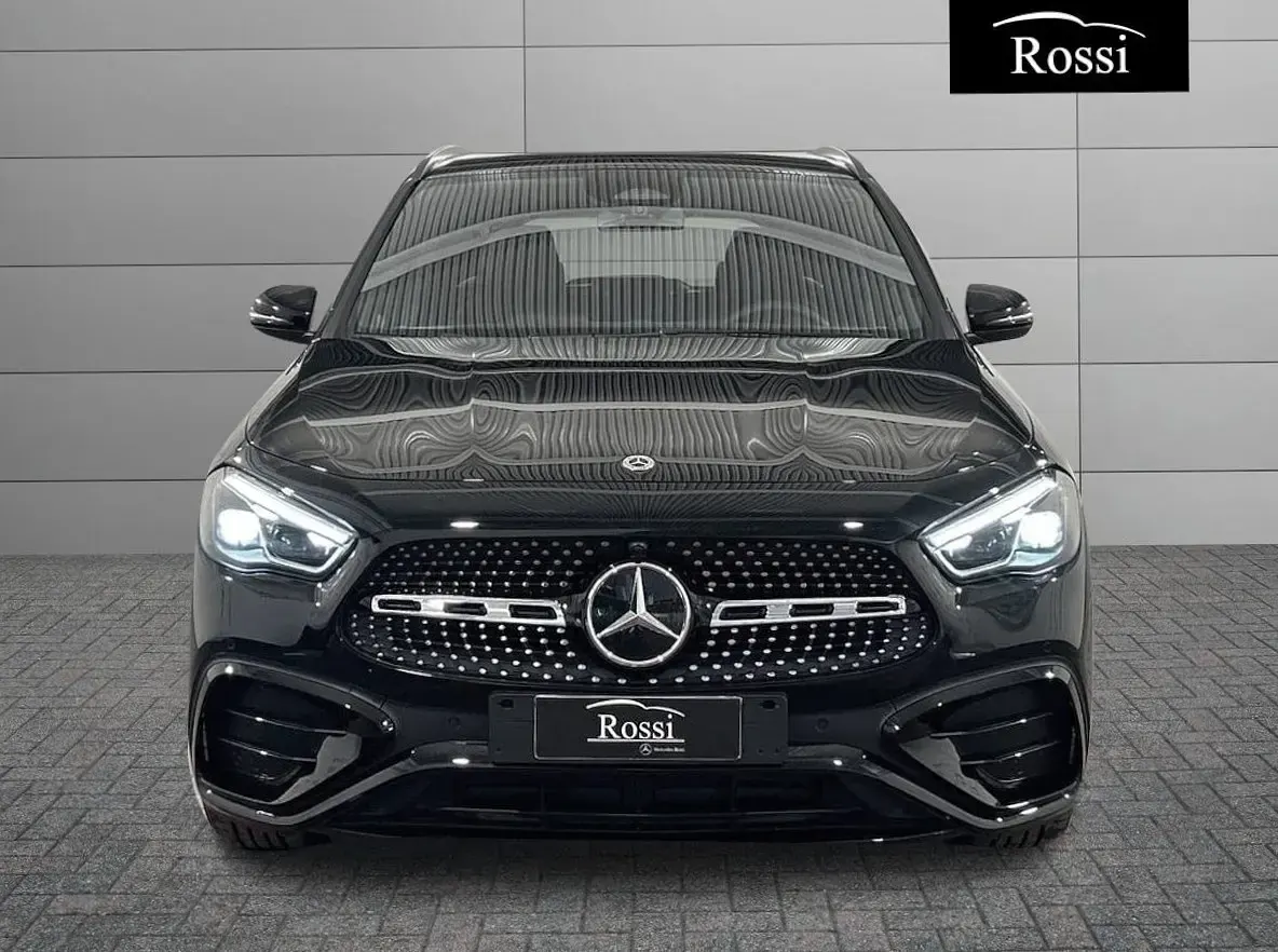 Nuova Mercedes GLA200 150 CV (110 kW) 2026 Nero SUV