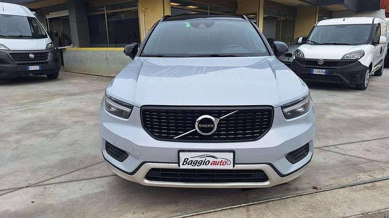 Usata Volvo XC40 R-Design 150 CV (110 kW) 2020 Bianco metallizzato SUV