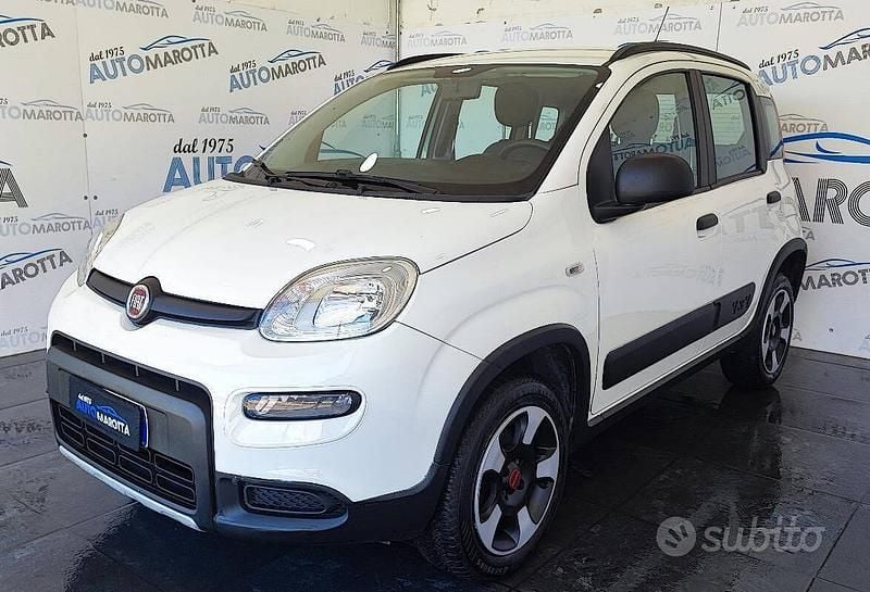 Usata Fiat Panda 4x4 S 86 CV (63 kW) 2019 Bianco(met.) Utilitaria