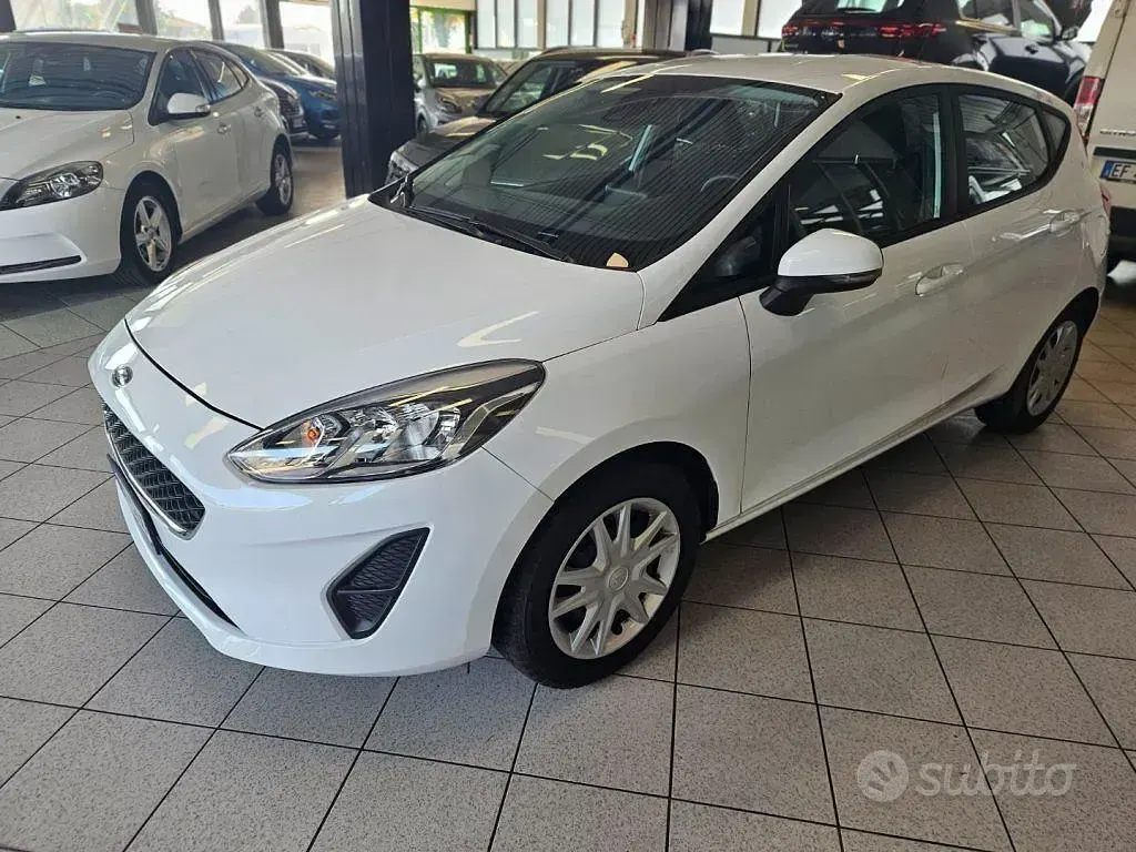 Usata Ford Fiesta Titanium 86 CV (63 kW) 2019 Bianco pastello Utilitaria