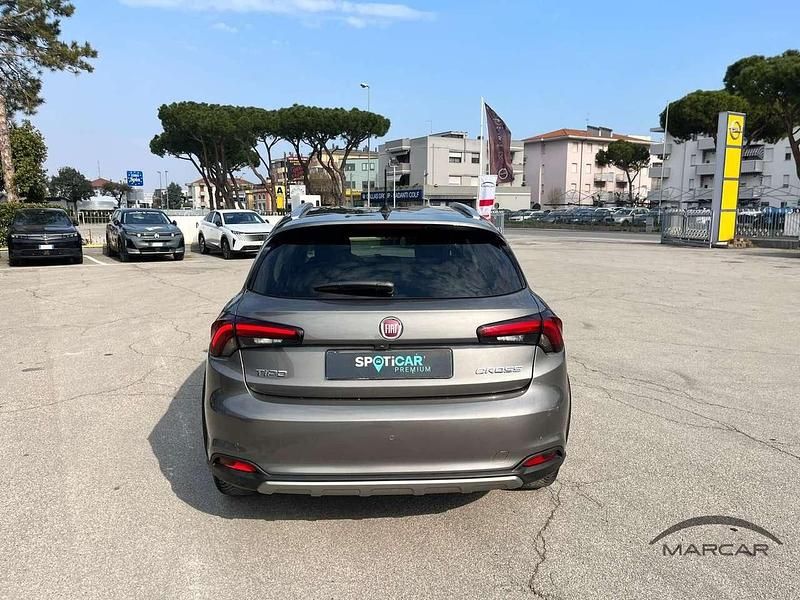Usata Fiat Tipo Cross 95 CV (69 kW) 2021 Grigio Utilitaria