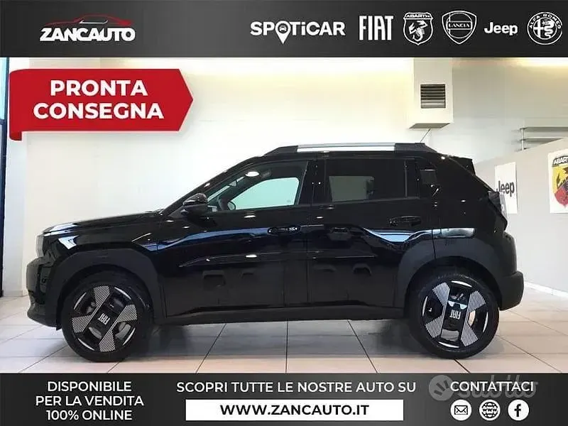 Nuova Fiat Grande Panda La Prima 100 CV (73 kW) 2026 Nero Utilitaria