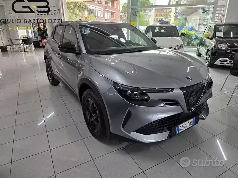 Usata Alfa Romeo GT Junior 145 CV (106 kW) 2025 Grigio SUV