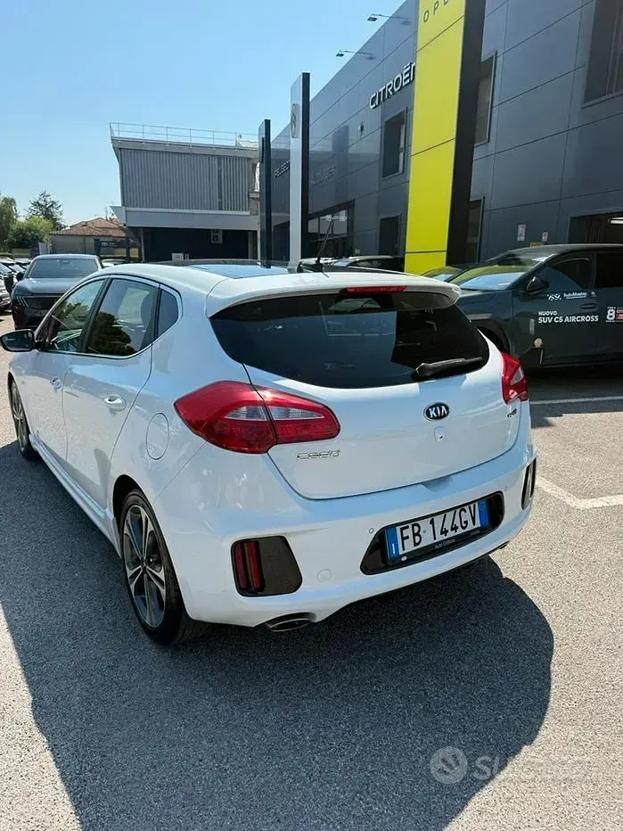 Usata Kia Ceed GT GT-Line 136 CV (100 kW) 2015 Bianco Berlina